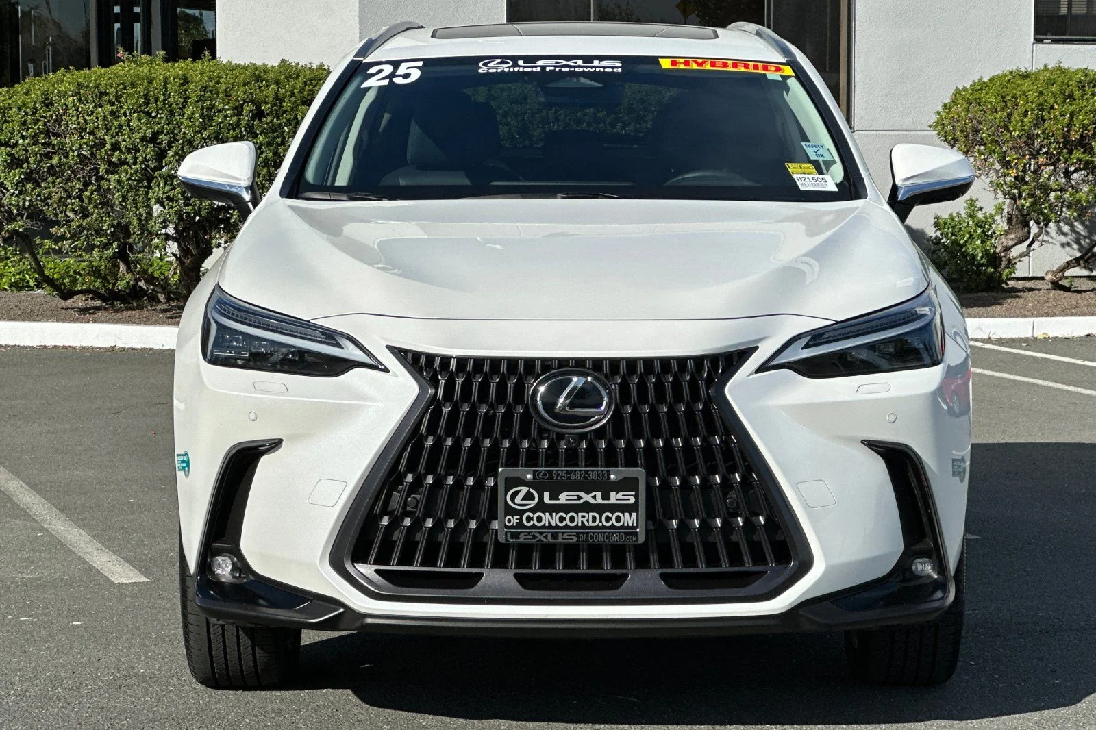 Used 2025 White Pearl Lexus 450h+ Luxury image 6