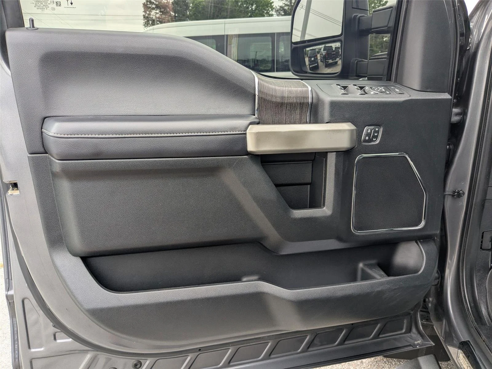 Used 2021 Carbonized Gray Metallic Ford LARIAT image 11
