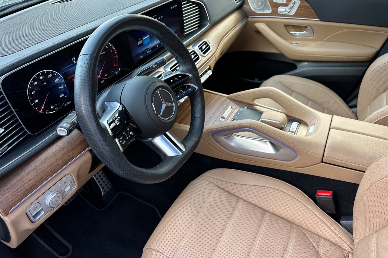 Used 2026 TWILIGHT BLUE METALL Mercedes-Benz GLS 450 image 9