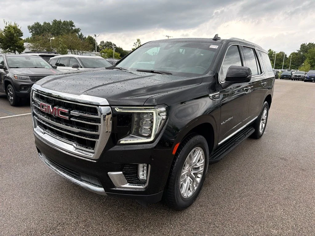 Used 2021 Black GMC SLT image 2