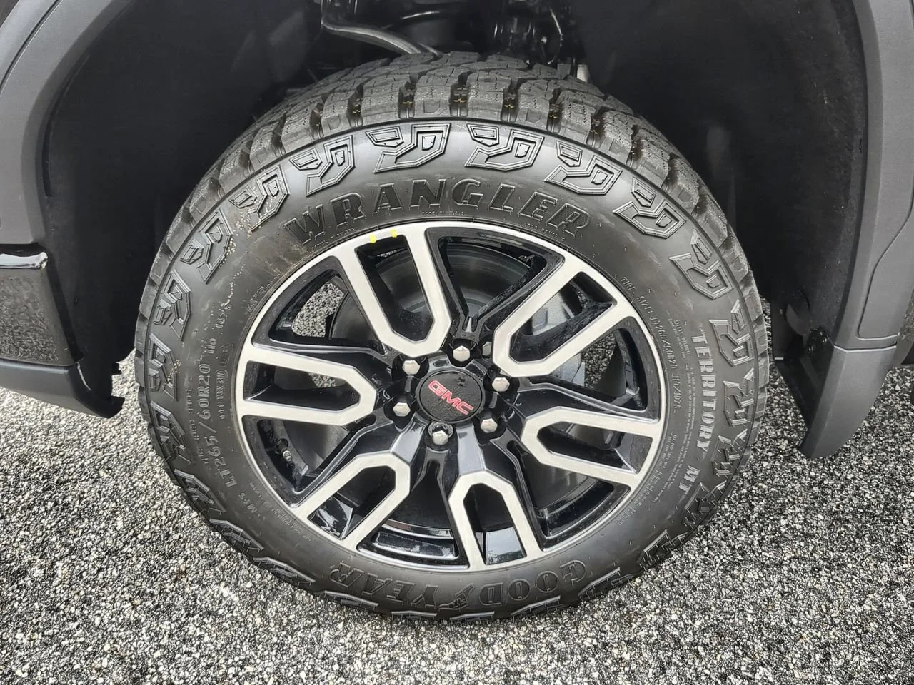 New 2026 Onyx Black GMC AT4 image 34