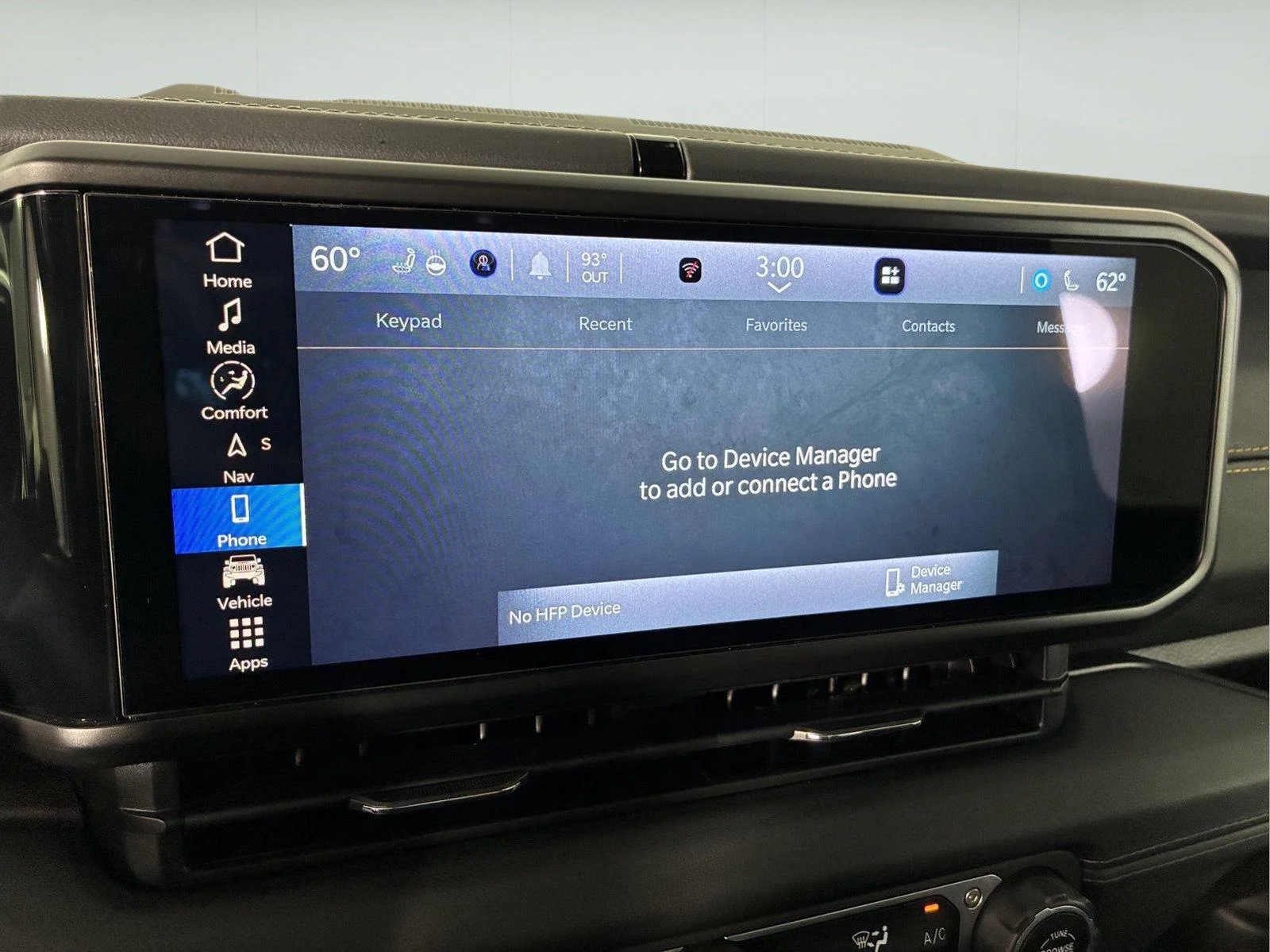 Used 2024 Earl Clearcoat Jeep Sahara image 35