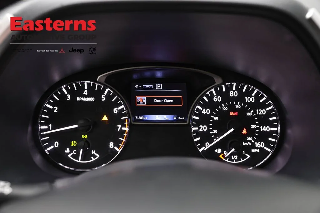 Used 2020 Gray Nissan SL image 20