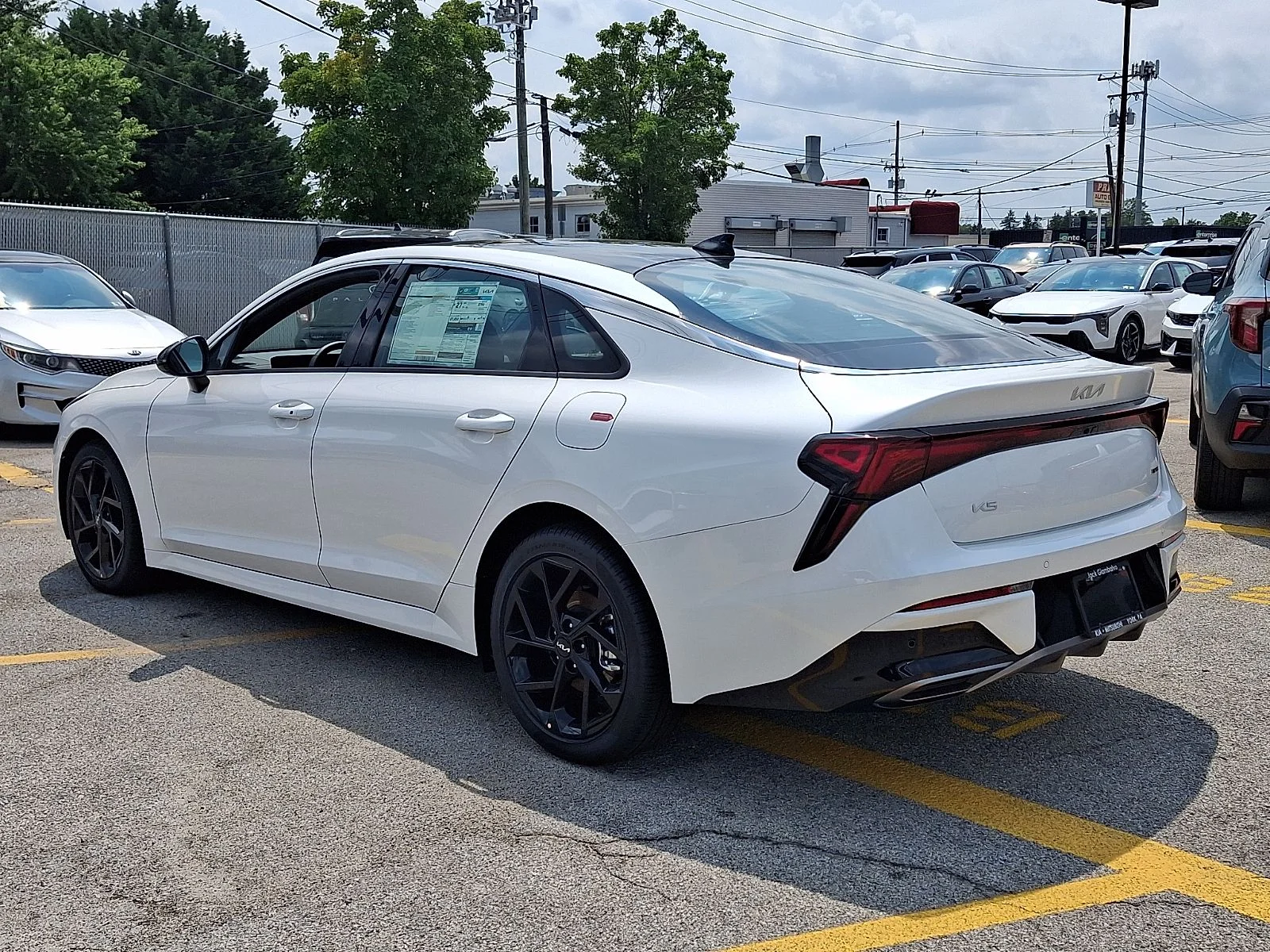 New 2026 White Kia GT-Line image 4