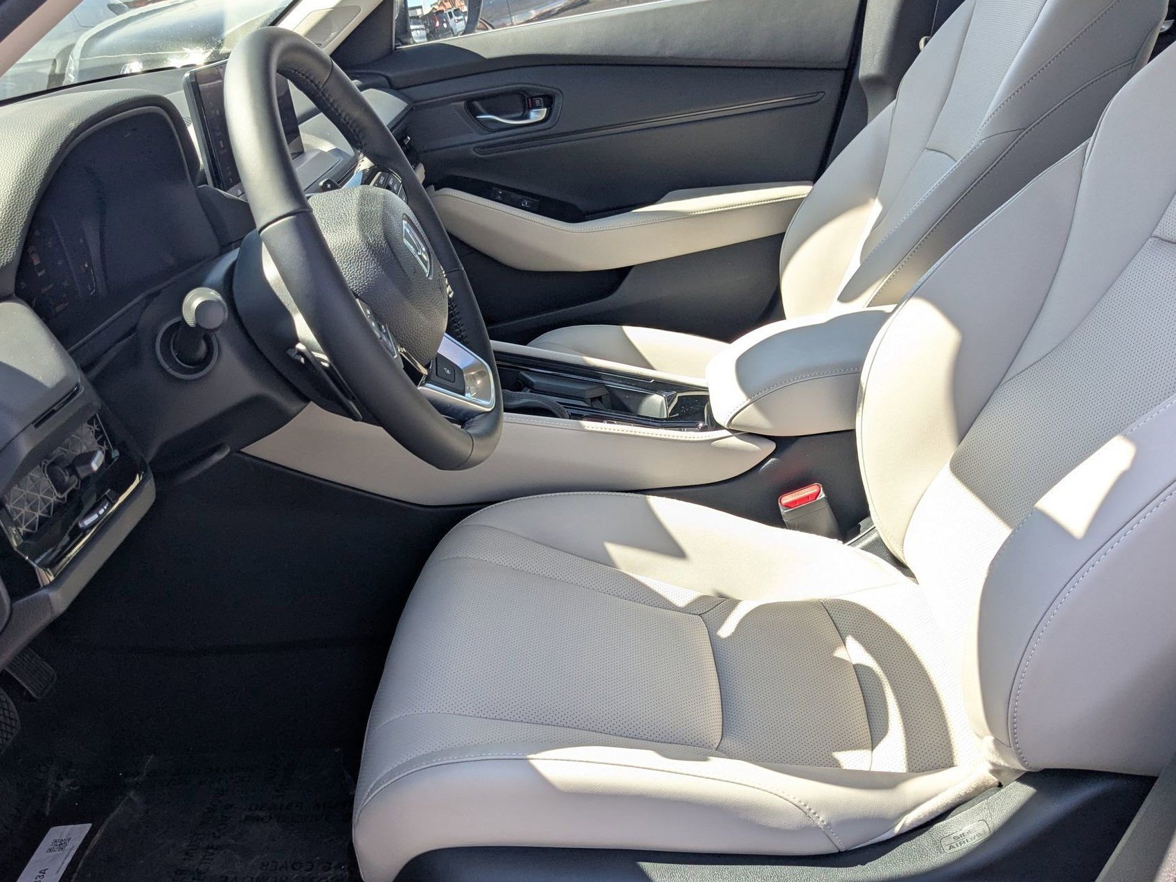 New 2026 Urban Gray Pearl Honda Touring image 12
