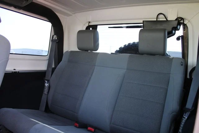 Used 2007 Silver Jeep Rubicon image 16