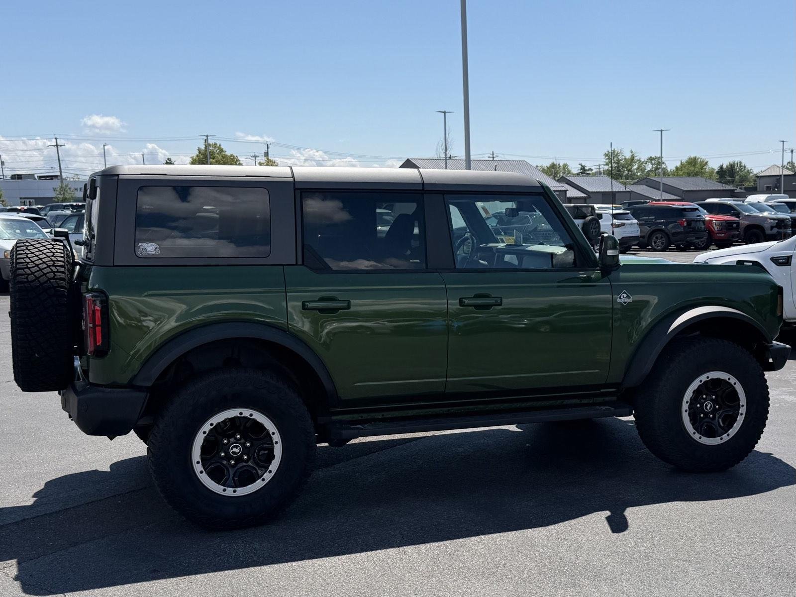 Used 2023 Eruption Green Ford Outer Banks Advanced image 7