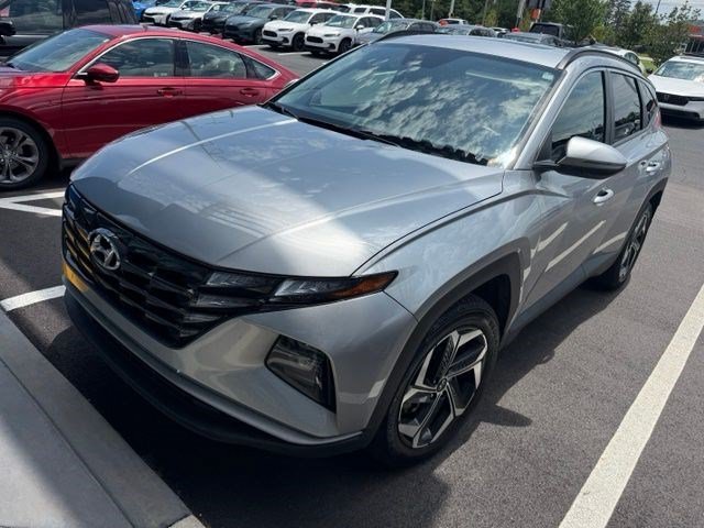 Used 2023 Shimmering Silver Hyundai SEL image 4