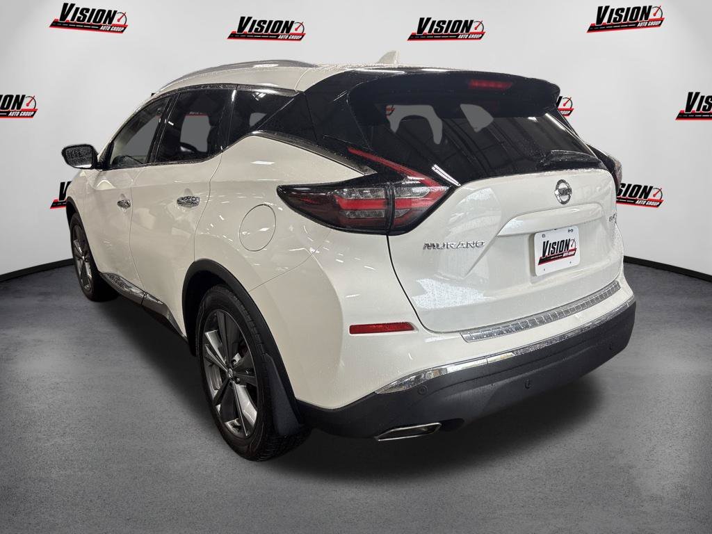 Used 2019 White Nissan Platinum image 19