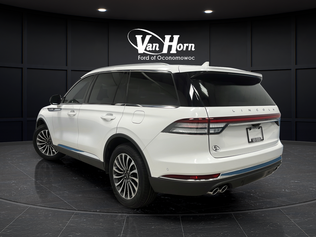 Used 2023 Pristine White Metallic Tri-Coat Lincoln Reserve image 5