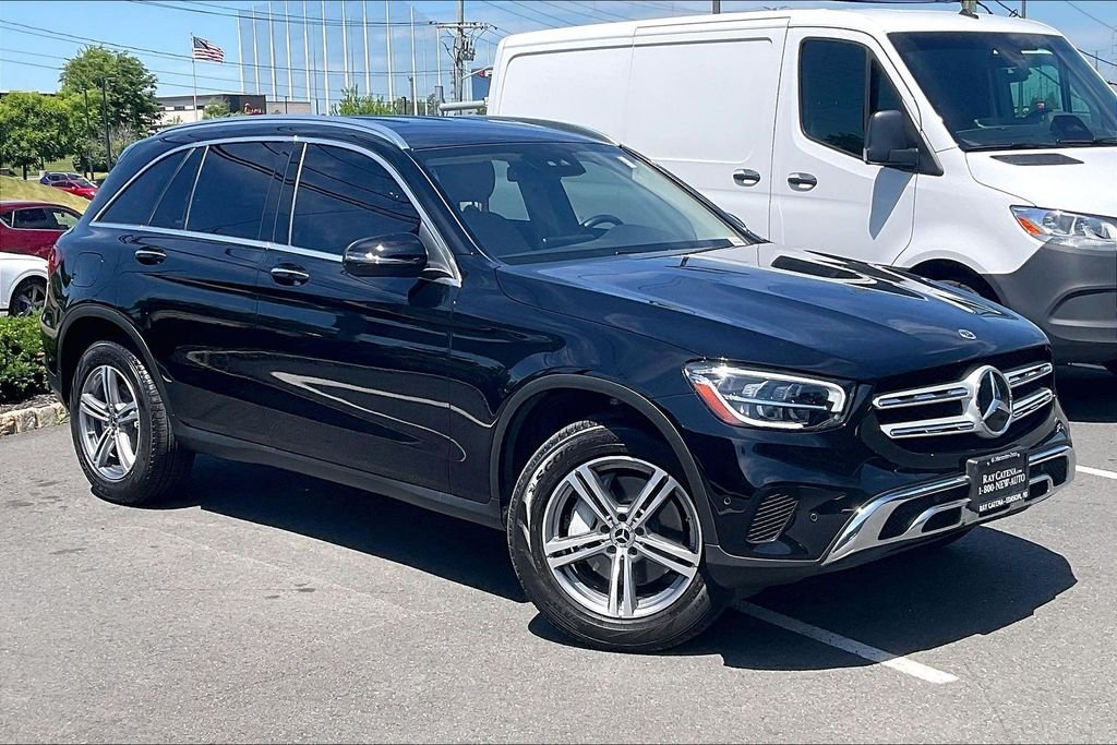Certified Used 2022 Black Mercedes-Benz GLC 300 image 1