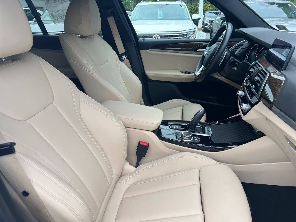 Used 2021 Mineral White Metallic BMW xDrive30i image 28