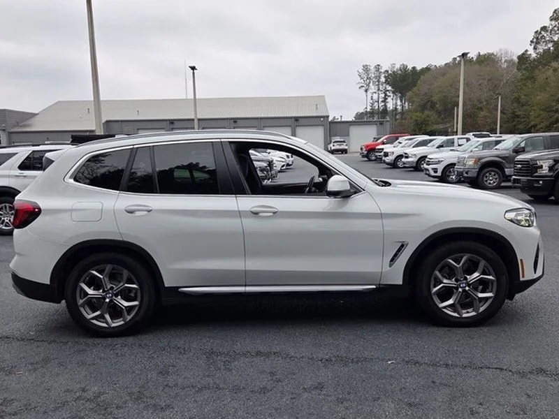 Used 2022 Alpine White BMW xDrive30i image 15