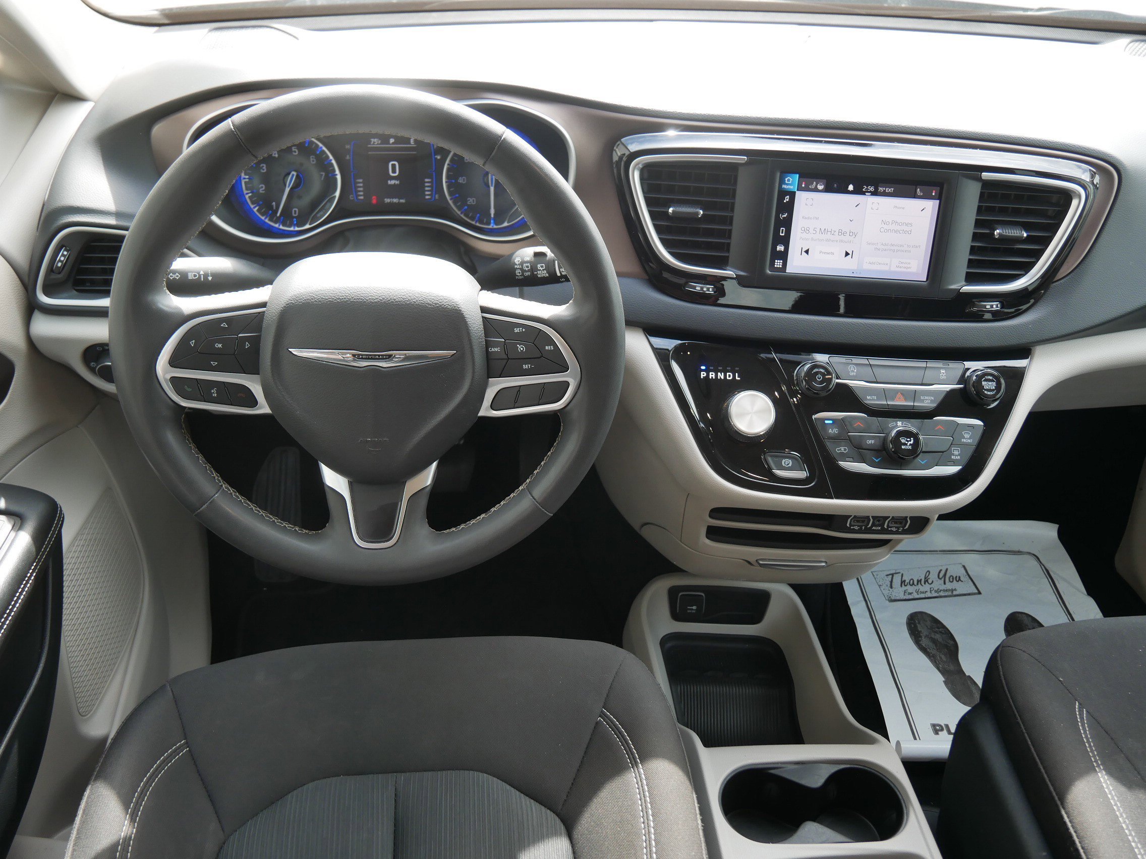 Used 2023 Granite Crystal Metallic Clearcoat Chrysler LX image 17