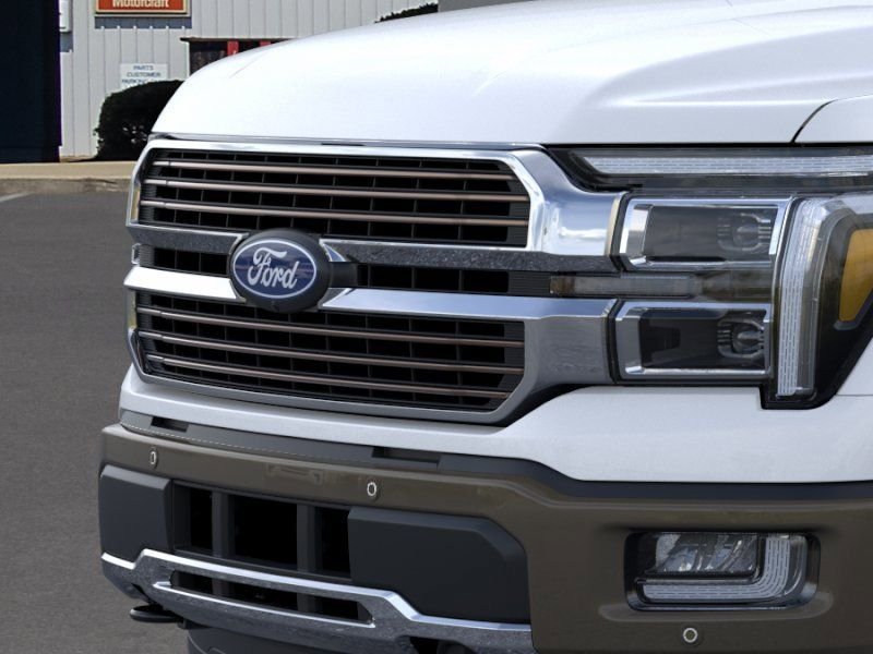 New 2026 Star White Metallic Tri-Coat Ford King Ranch® image 17