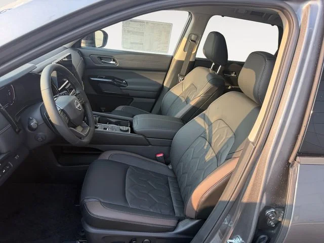 New 2026 Gun Metallic Nissan Platinum image 5