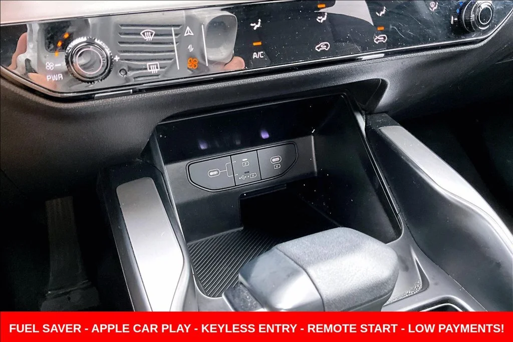 Used 2024 White Kia LX image 20