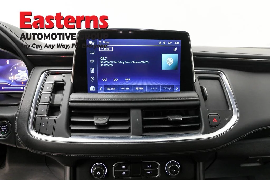 Used 2023 White Chevrolet LT image 12