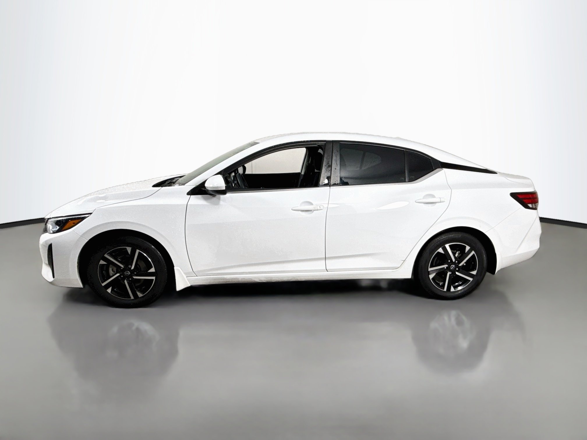Used 2024 Fresh Powder Nissan SV image 4