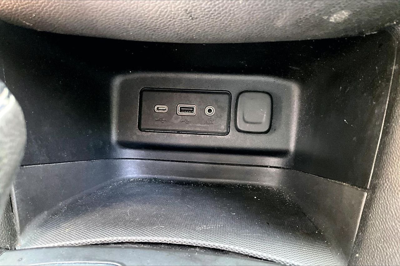 Used 2019 Black Chevrolet LT image 24