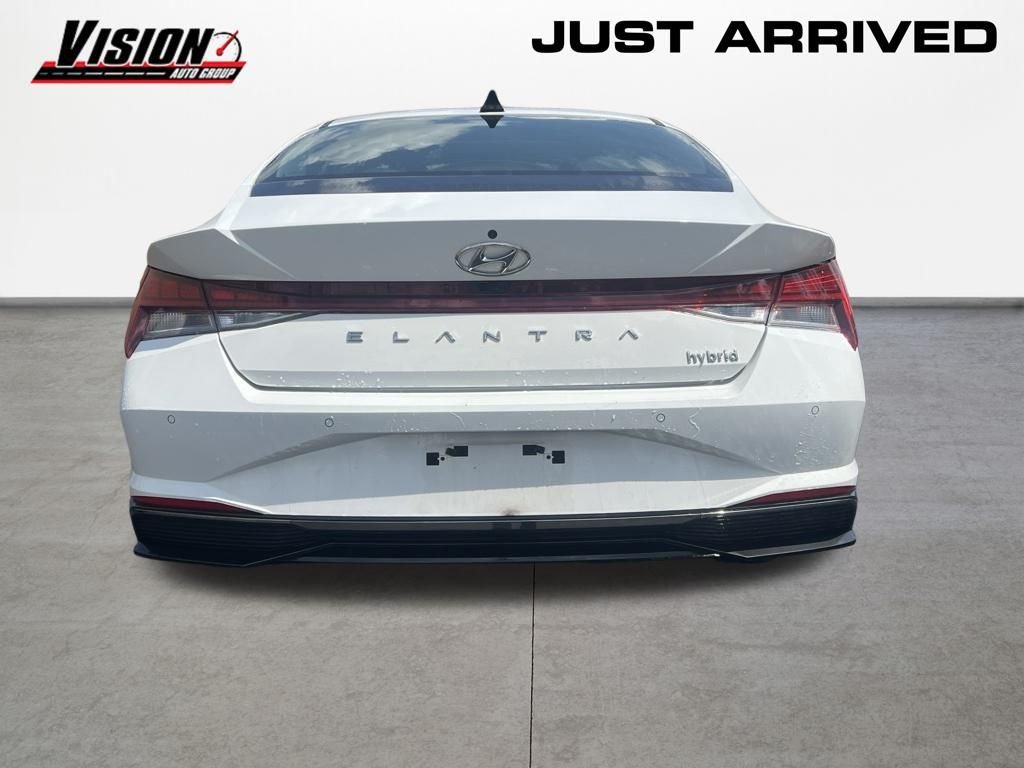 Used 2023 White Hyundai Limited image 5
