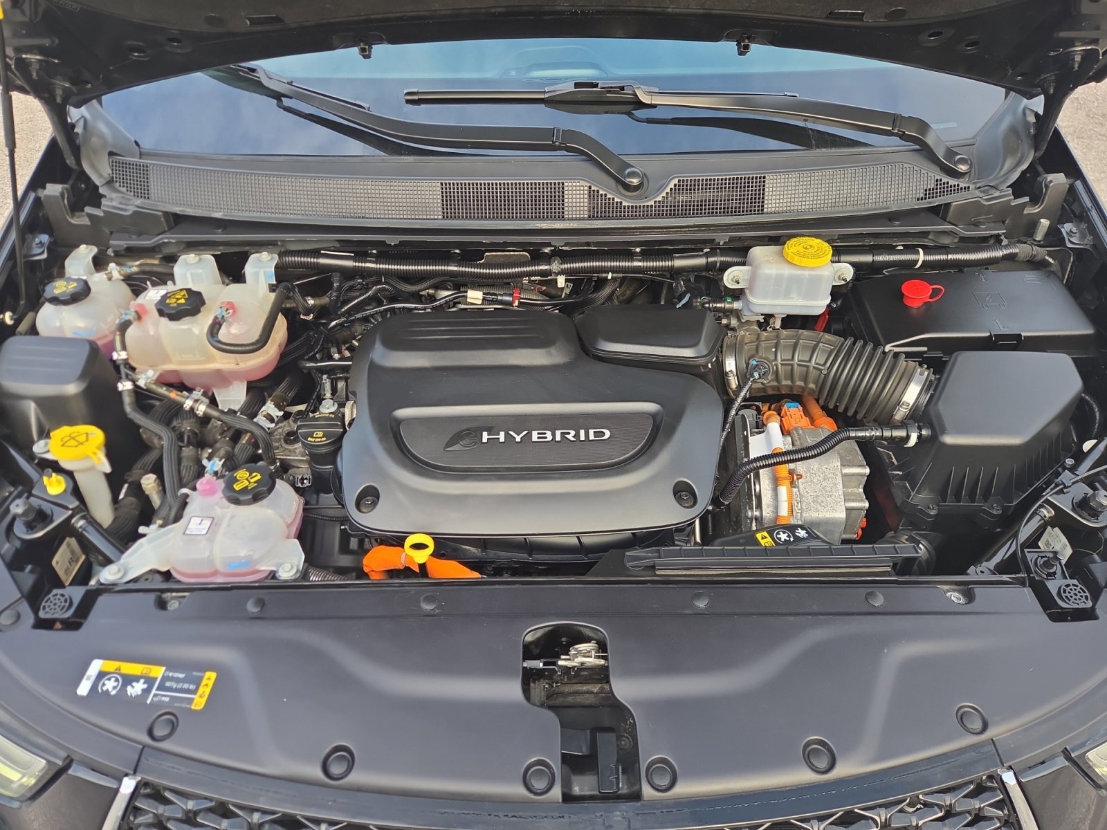 2023 Chrysler Pacifica Hybrid Touring L - Photo 18