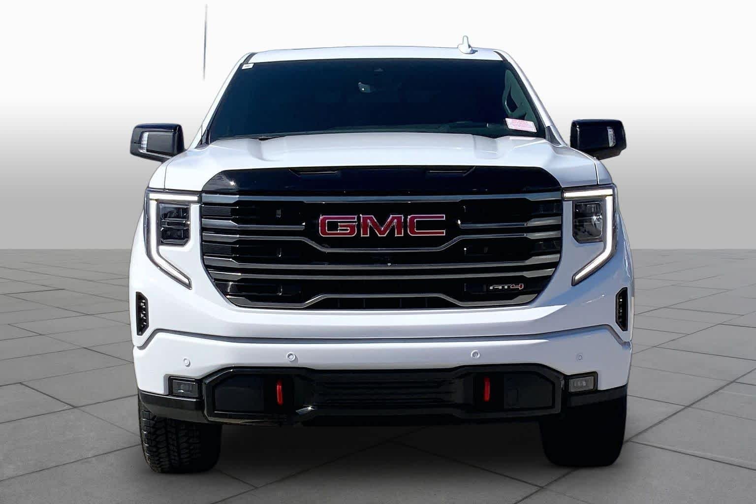 Used 2026 Summit White GMC AT4 image 4