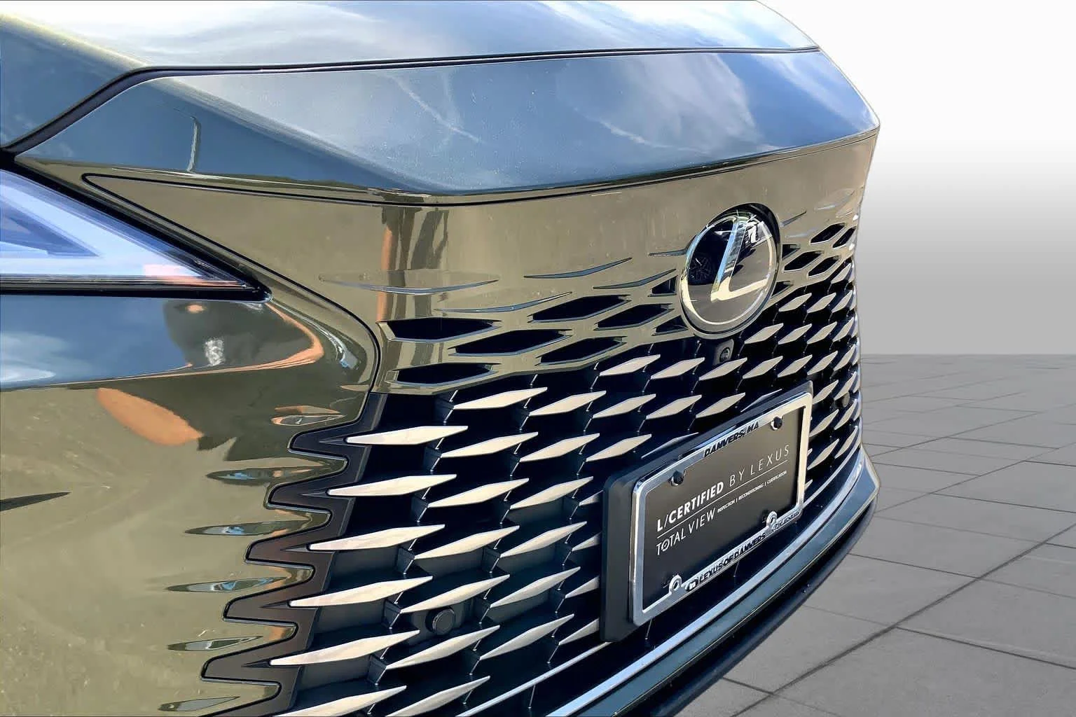 Certified Used 2024 NORI GREEN PEARL Lexus Luxury image 30