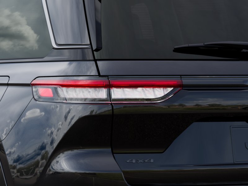 New 2026 Diamond Black Crystal Pearl-Coat Exterior Paint Jeep Summit image 5