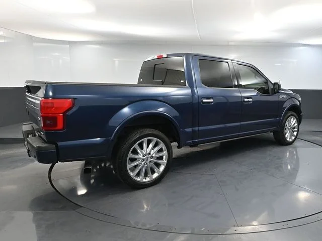 Used 2018 Blue Ford Limited image 6