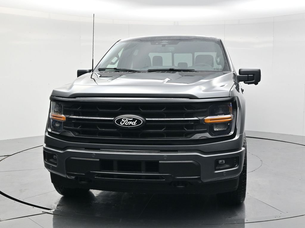 New 2026 Carbonized Gray Metallic Ford XLT image 2