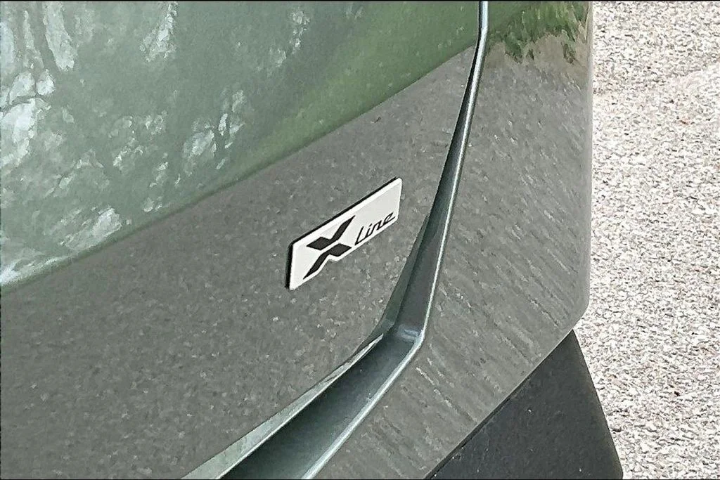 New 2026 Jungle Green Kia X-Line EX AWD image 9