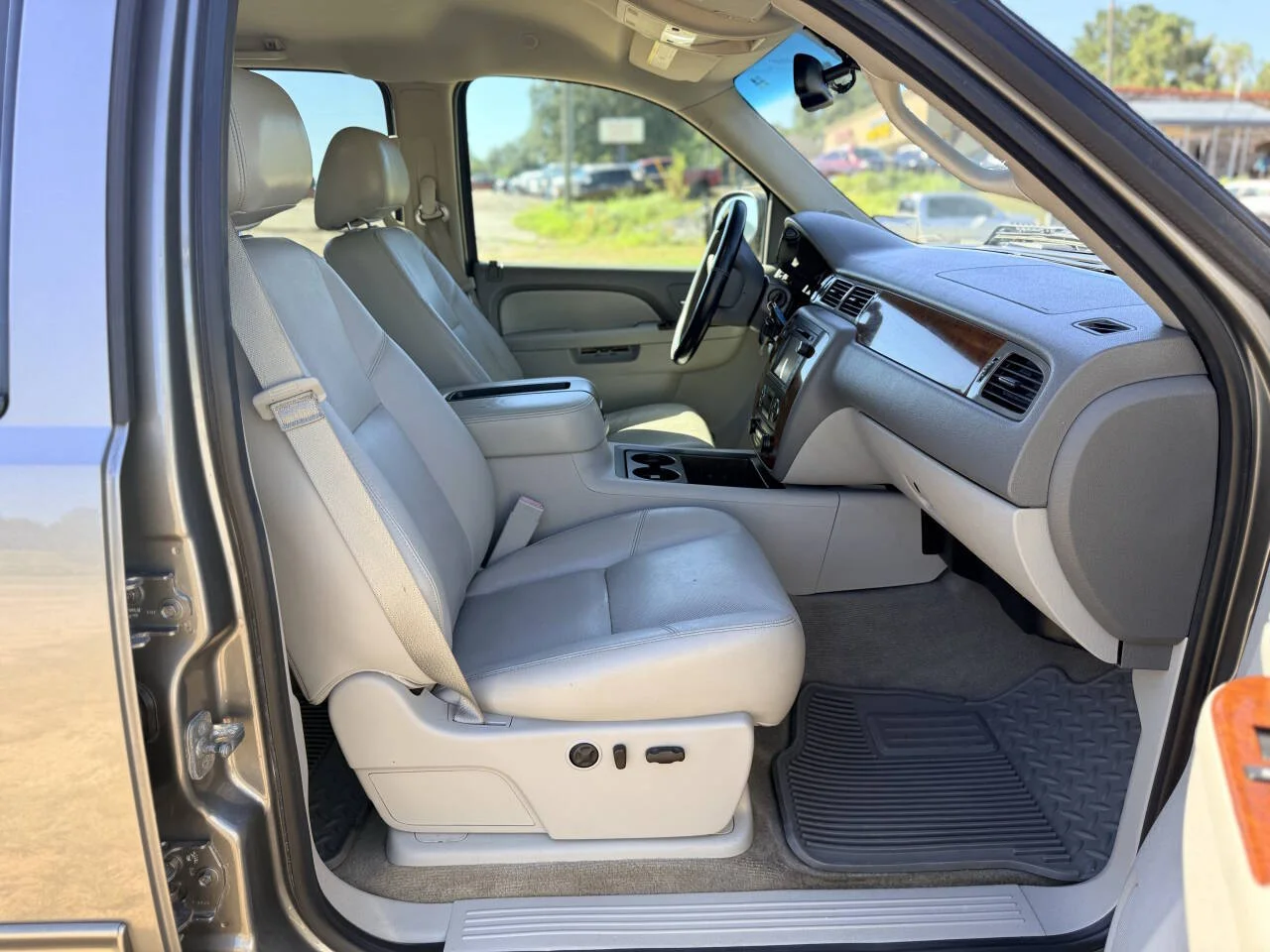 Used 2013 Gray Chevrolet LTZ 4x4 4dr Crew Cab 5.8 ft. SB image 14