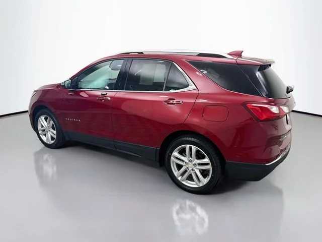 Used 2019 Red Chevrolet Premier image 5