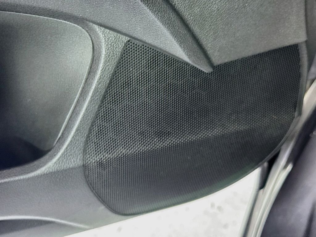 Used 2015 Gray Honda LX image 22