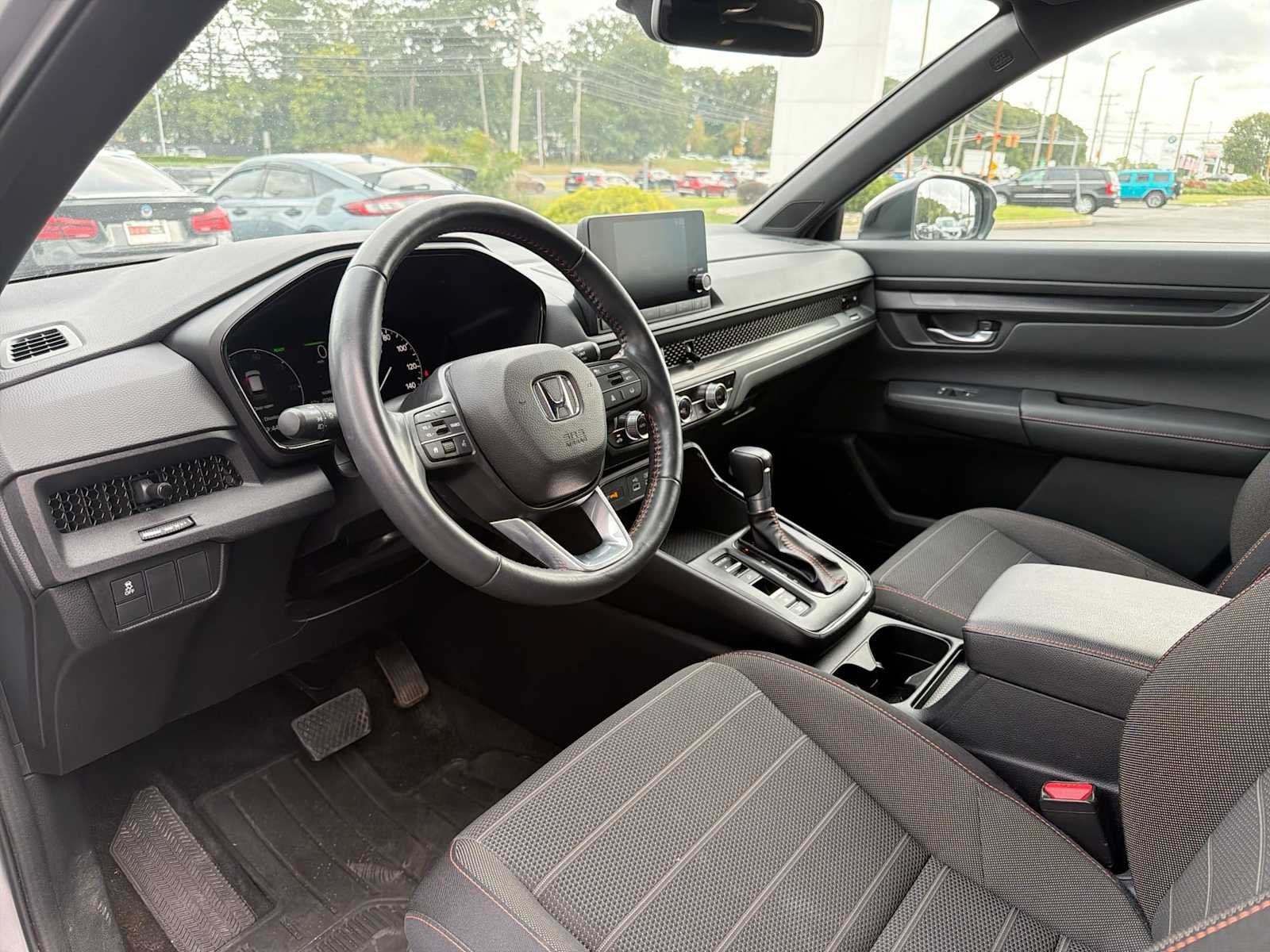 2025 Honda CR-V Sport - Photo 10
