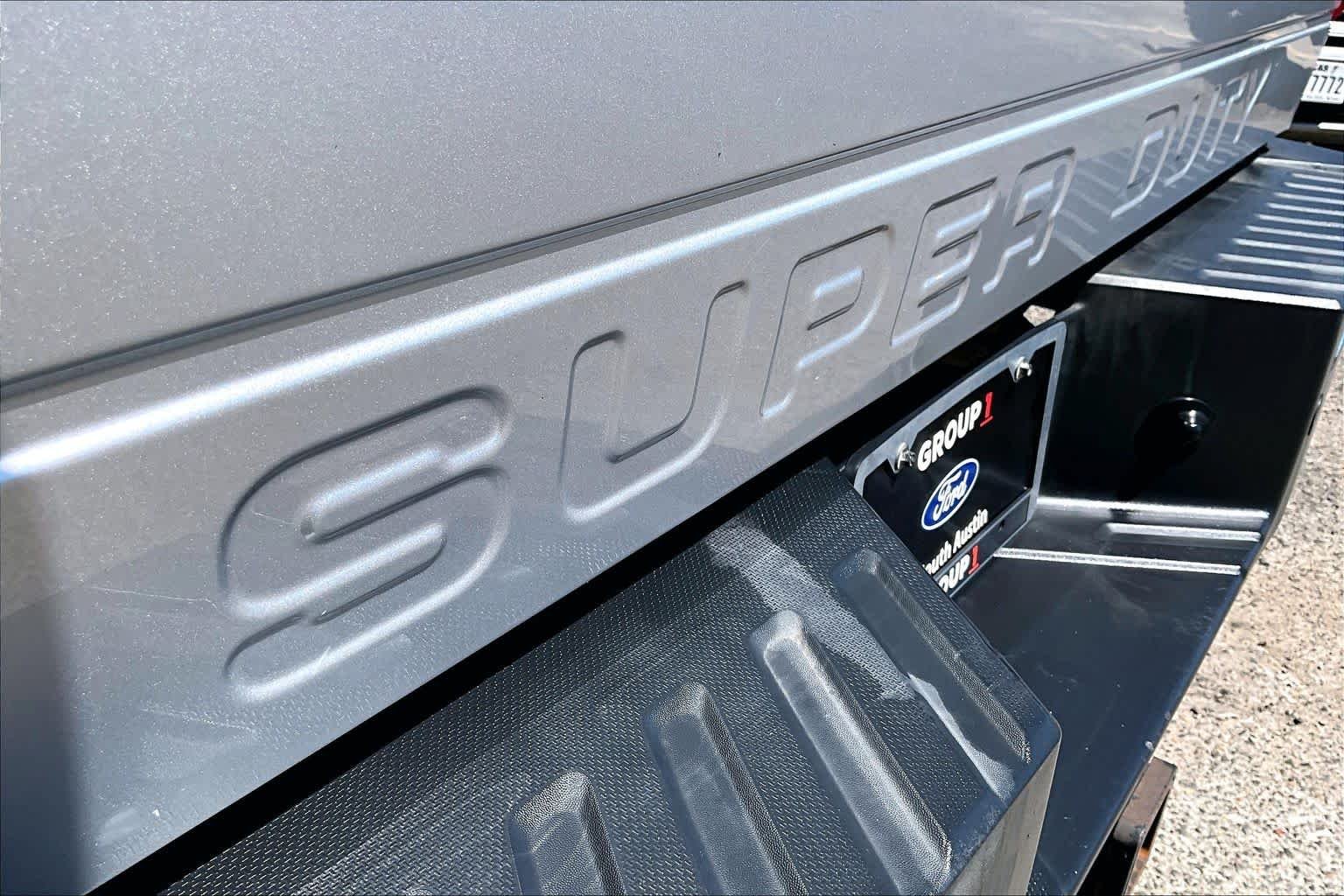 Used 2016 Ingot Silver Metallic Ford Lariat image 12
