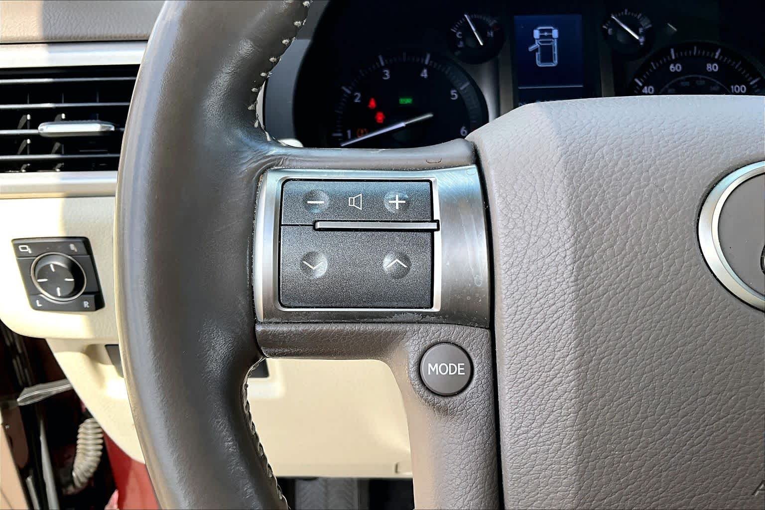 Used 2019 Claret Mica Lexus Premium image 20