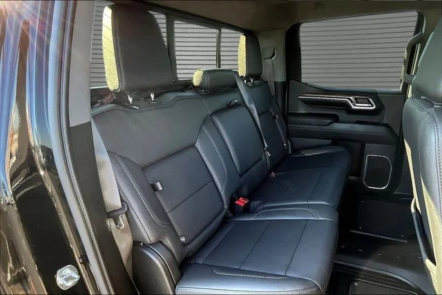 Used 2022 Black Chevrolet RST image 26