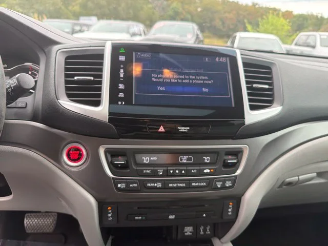 Used 2016  Honda EX-L image 27