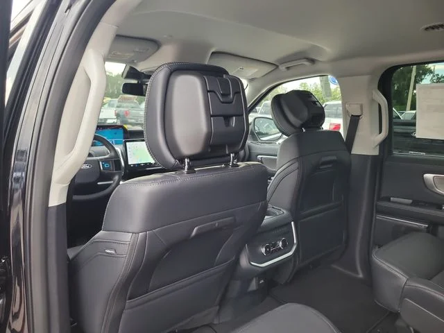 New 2027 Black Metallic Ford Platinum image 15