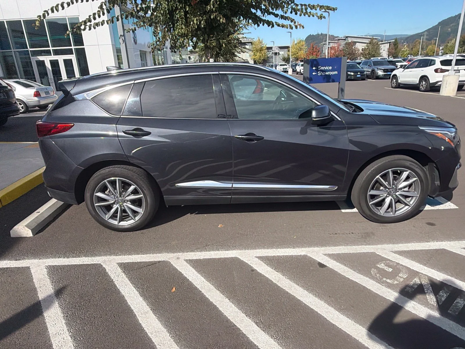 Used 2019 Gray Acura Technology Package image 7