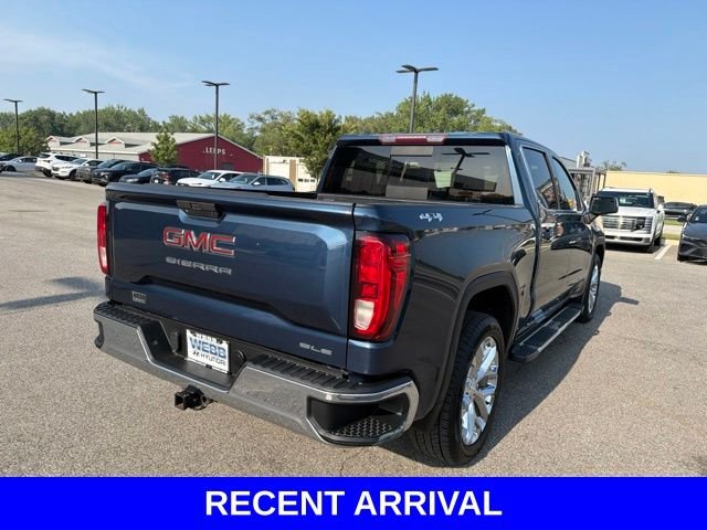 Used 2019 Blue GMC SLE image 15