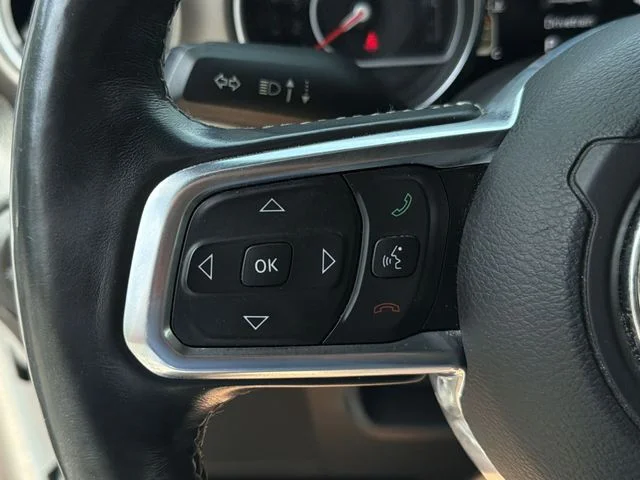 Used 2018 White Jeep Unlimited Rubicon image 29