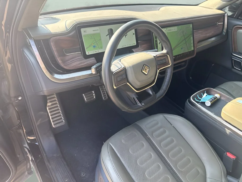 Used 2022 Black RIVIAN Adventure Package image 10