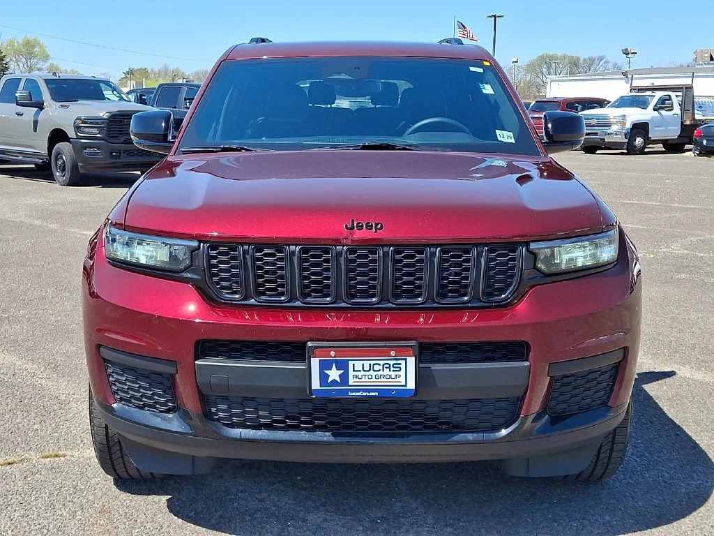 Used 2024 Red Jeep Altitude X 4x4 image 4