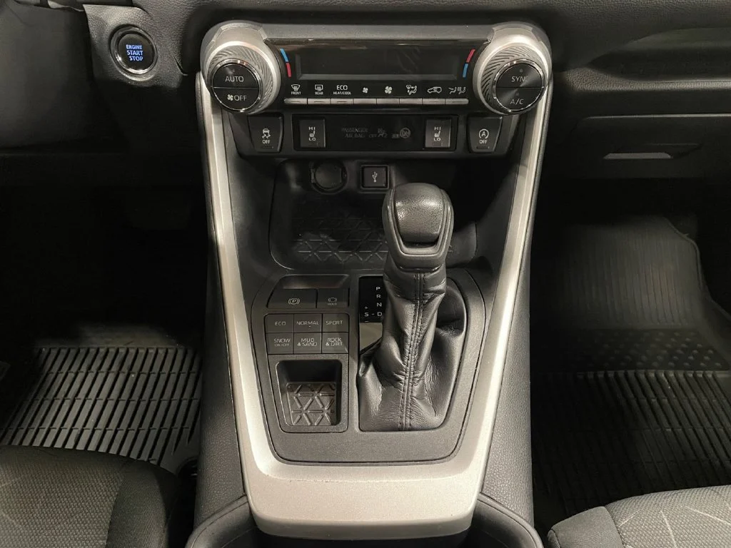 Used 2020 Silver Sky Metallic Toyota XLE image 11