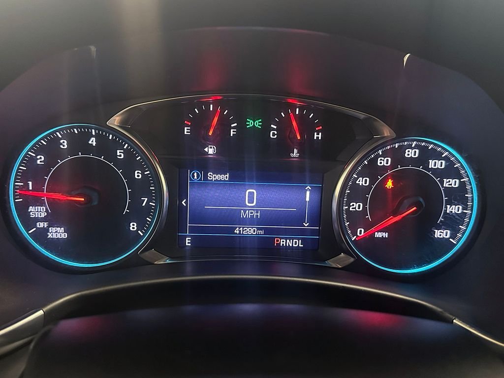 Used 2022 Gray Chevrolet LT image 31