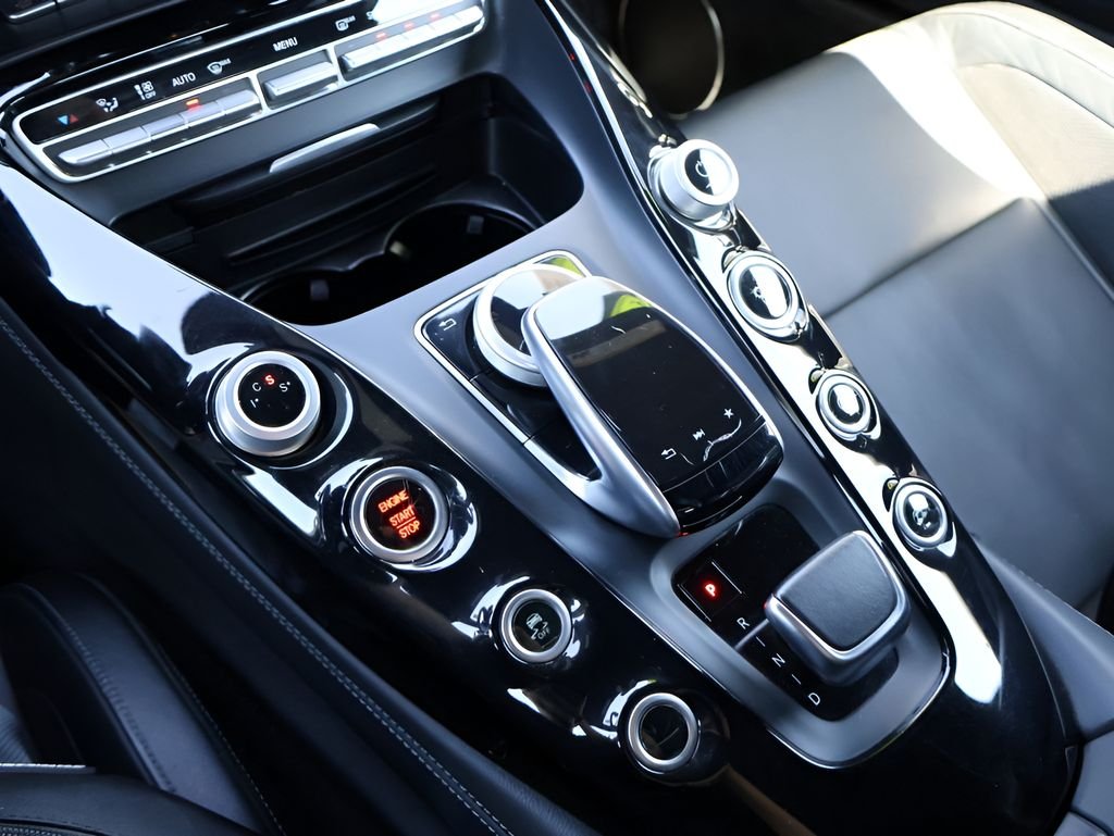 Used 2019 Iridium Silver Metallic Mercedes-Benz Base image 28
