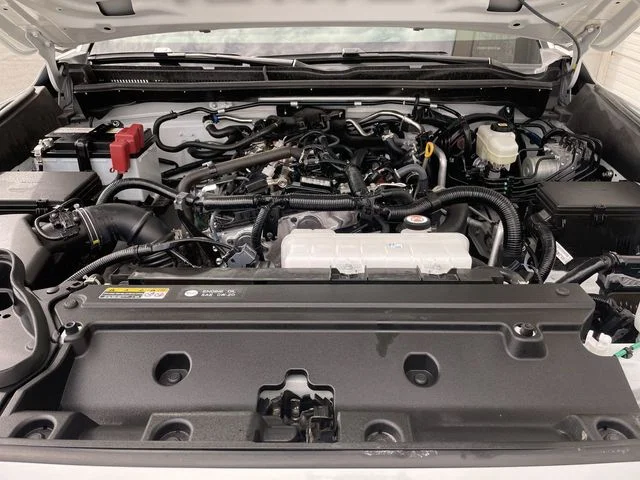Used 2025 White Toyota SR5 image 25